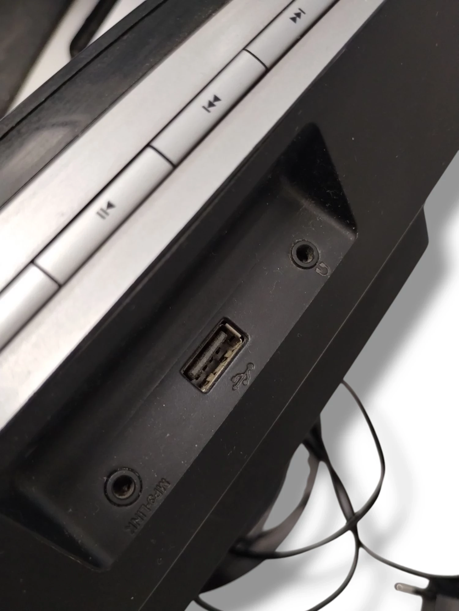 wieza-stereo-philips-mikrowieza-btm205612-pilot-stan-11323-2