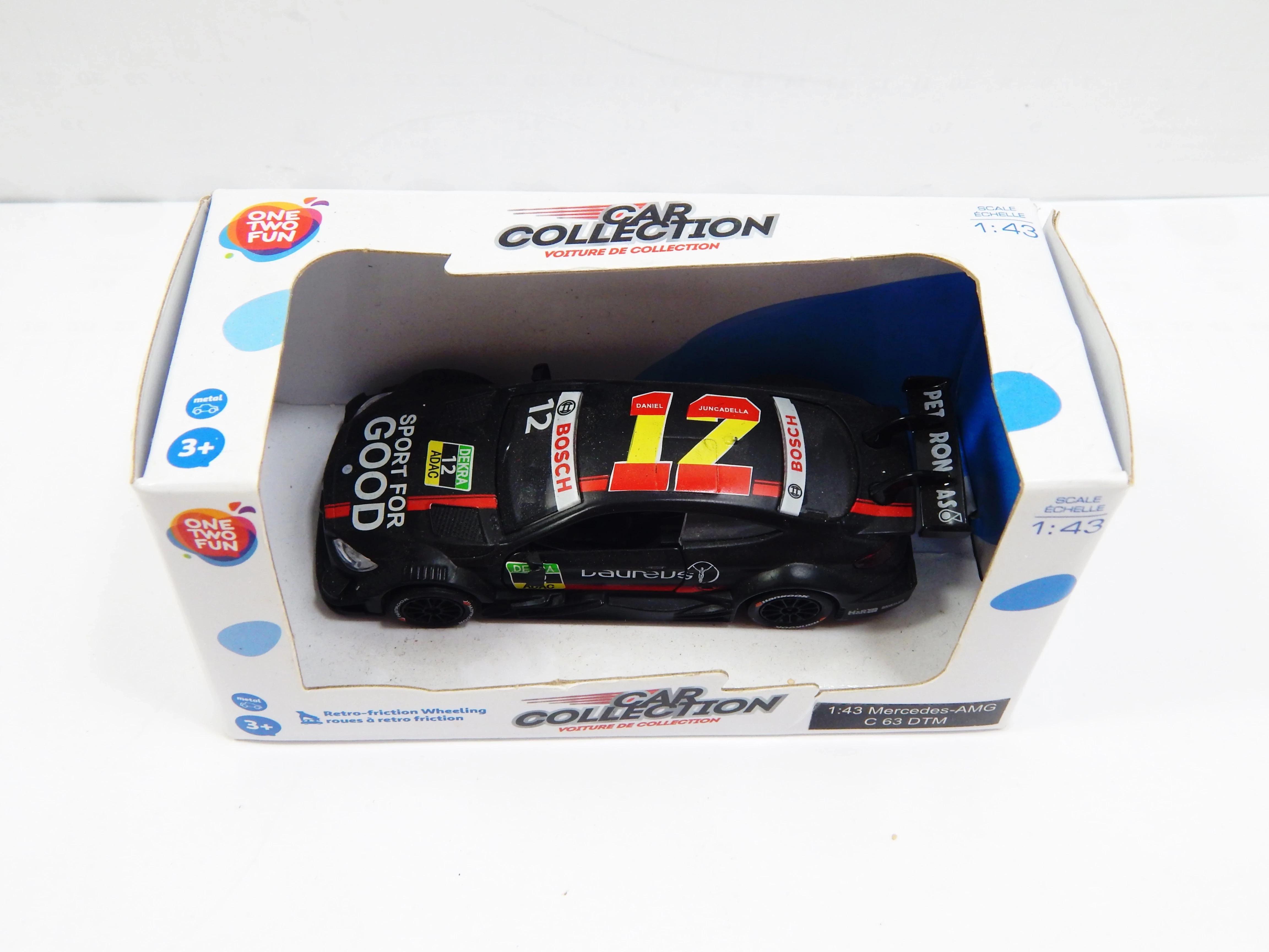 samochodzik-car-collection-mercedes-amg-c63-stan-11323-238058