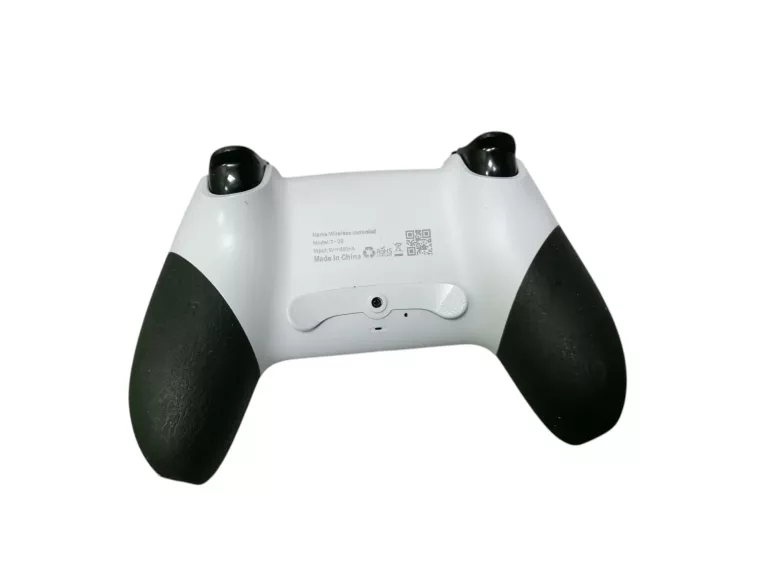KONSOLA PLAYSTATION 4 1TB KOMPLET