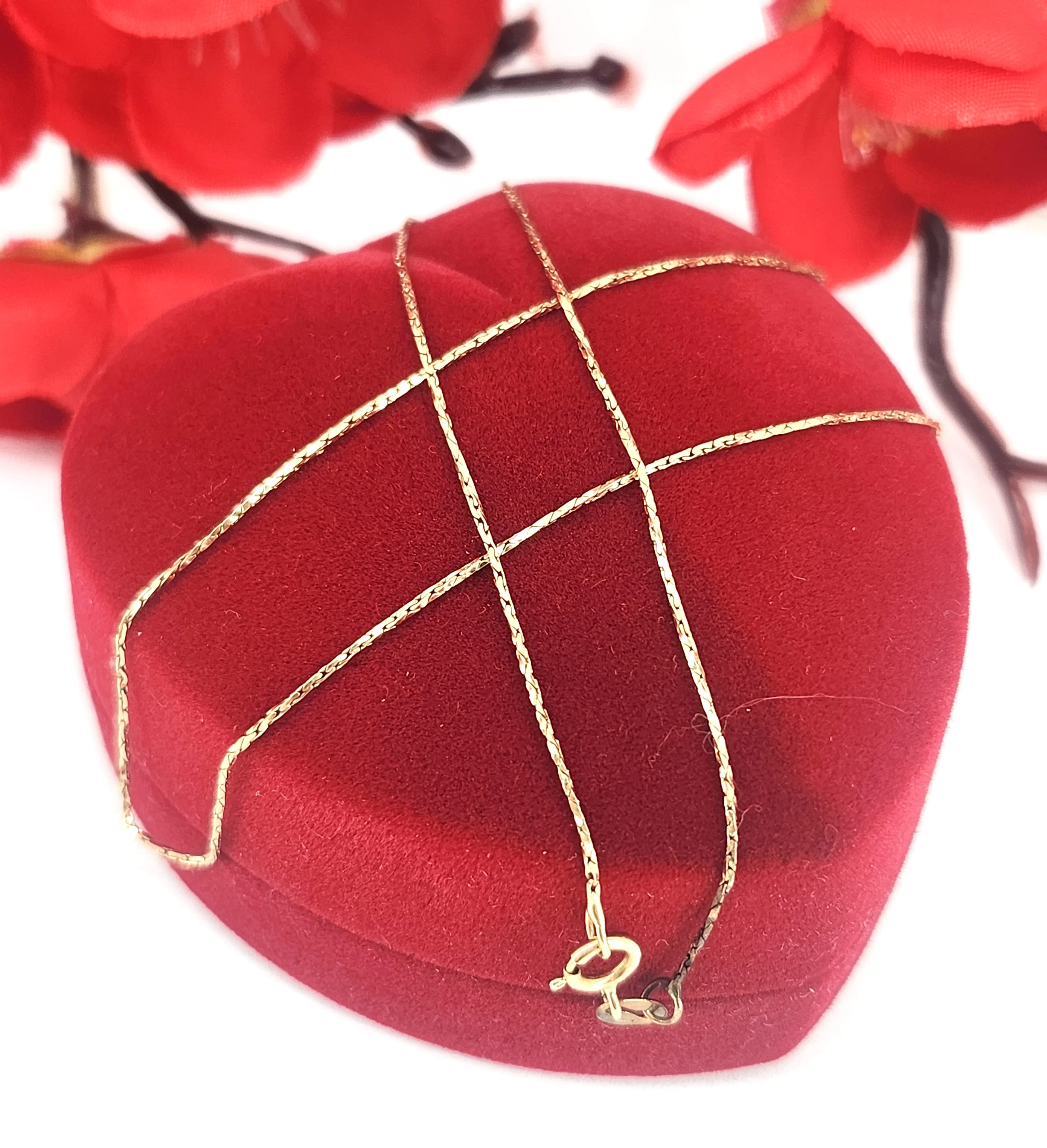 subtelny-zloty-lancuszek-111g-585-42cm-stan-11323-2