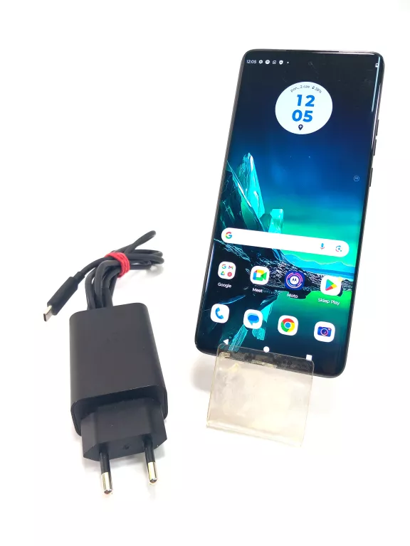 TELEFON MOTOROLA EDGE 40 NEO 12/256GB + ŁAD