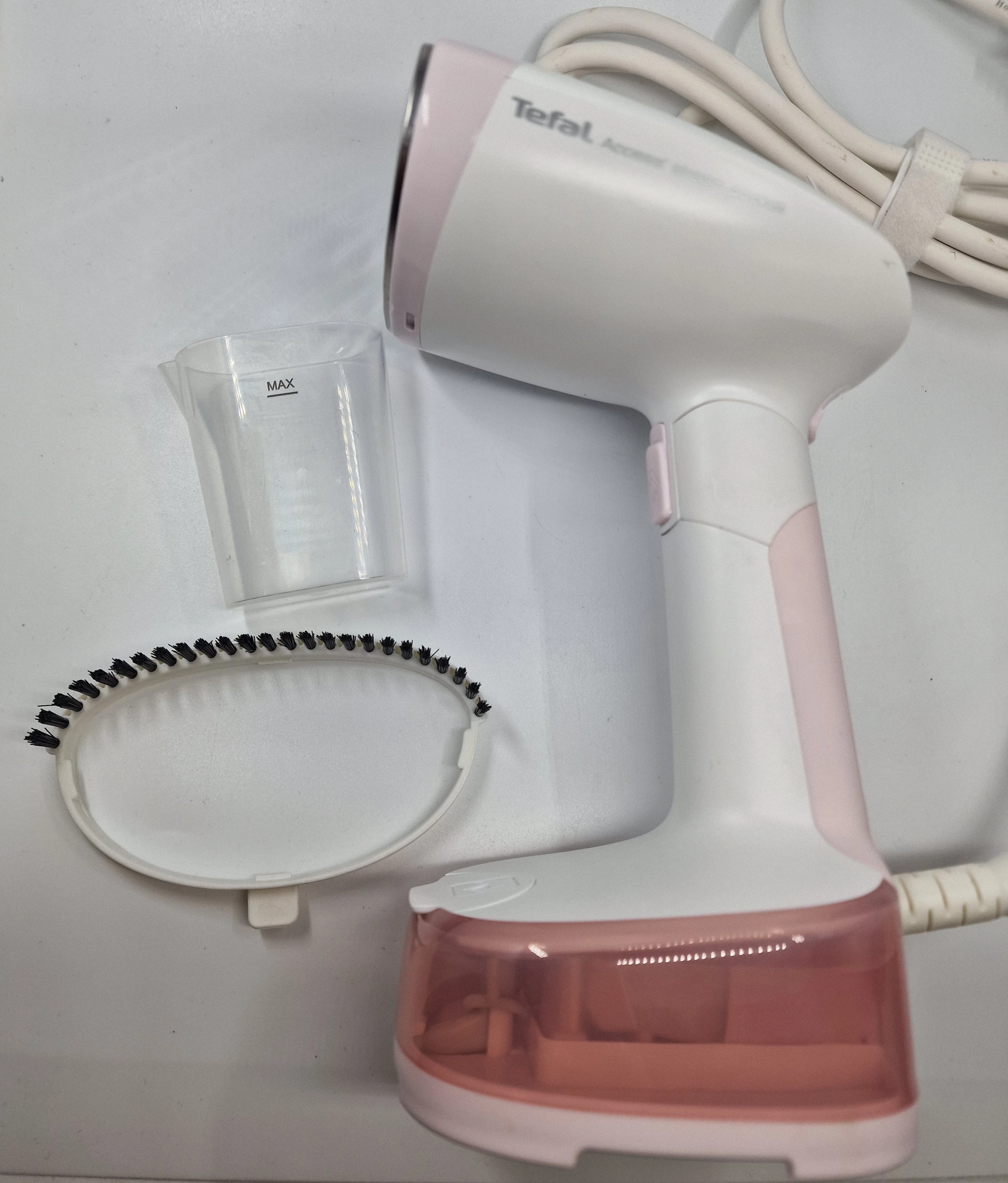 parownica-do-ubran-tefal-dt3050-moc-130000