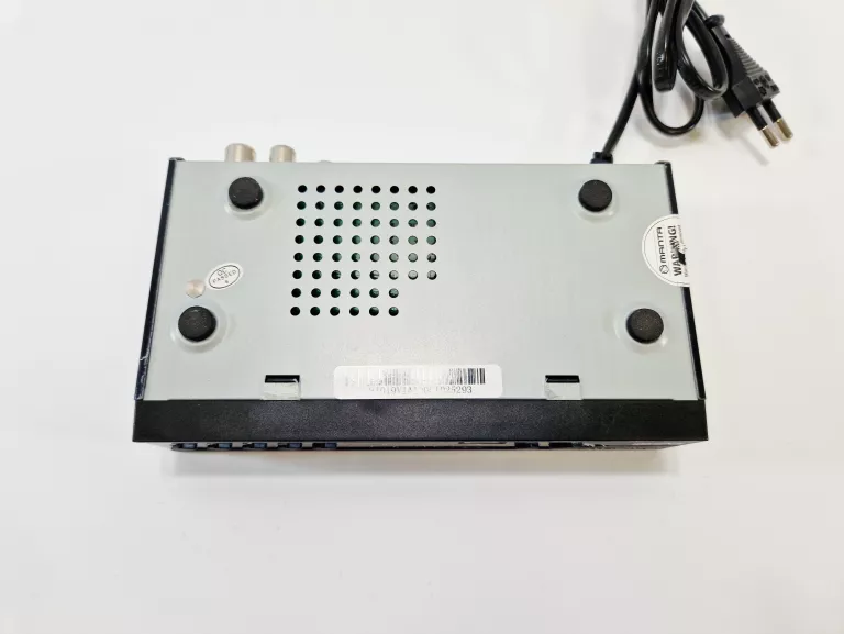 TUNER NAZIEMNEJ TV/DEKODER DVB-T2 | MANTA DVBT019 + PILOT