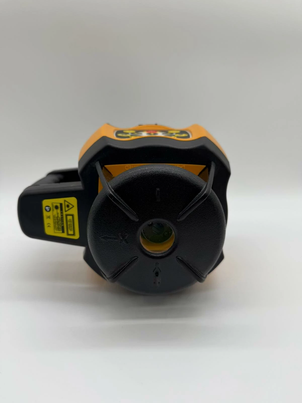 laser-rotacyjny-lamigo-spin-220g-kpl-statyw-dokladnosc-pomiaru-10