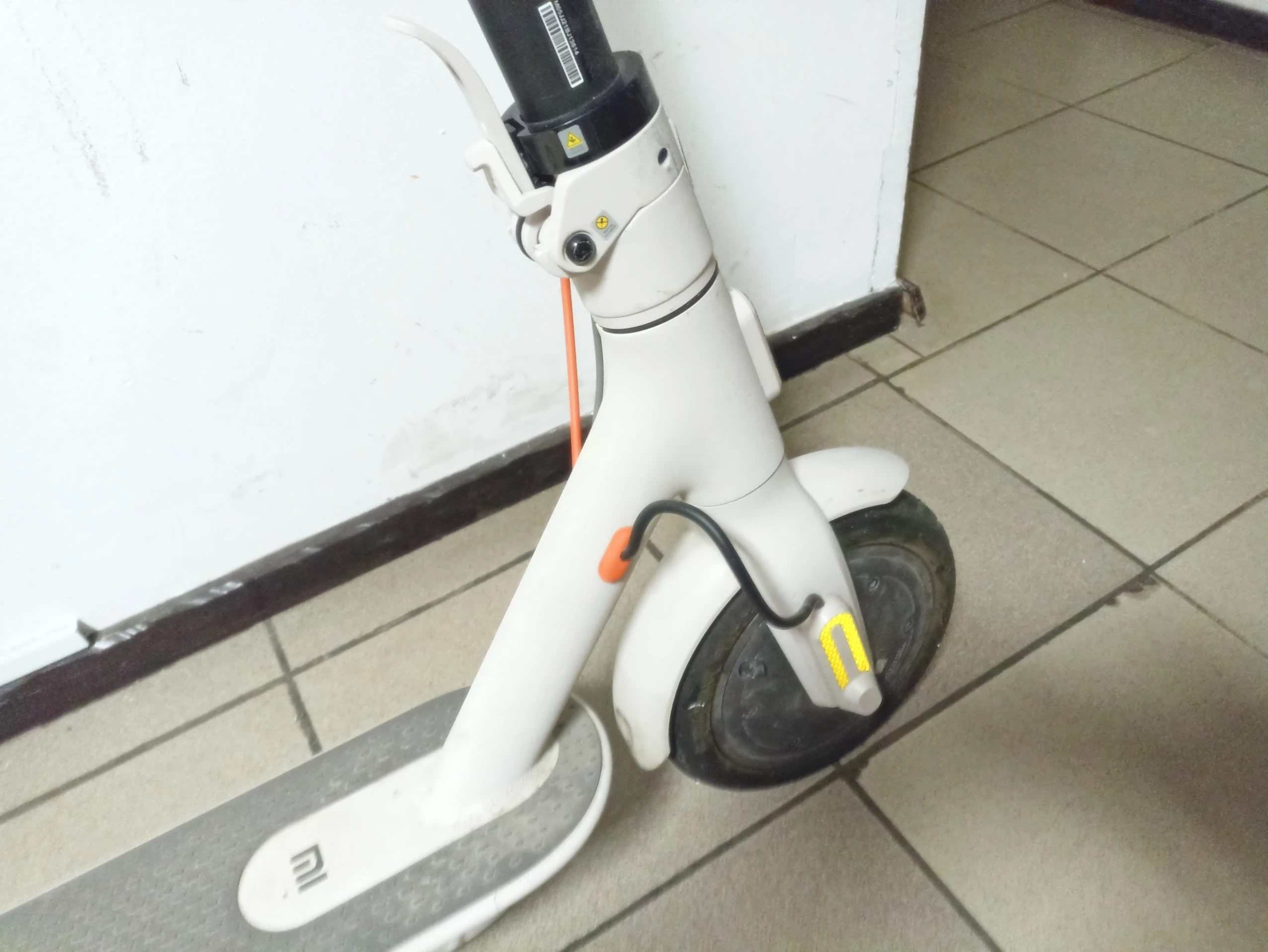 hulajnoga-xiaomi-mi-electric-scooter-3-stan-11323-2