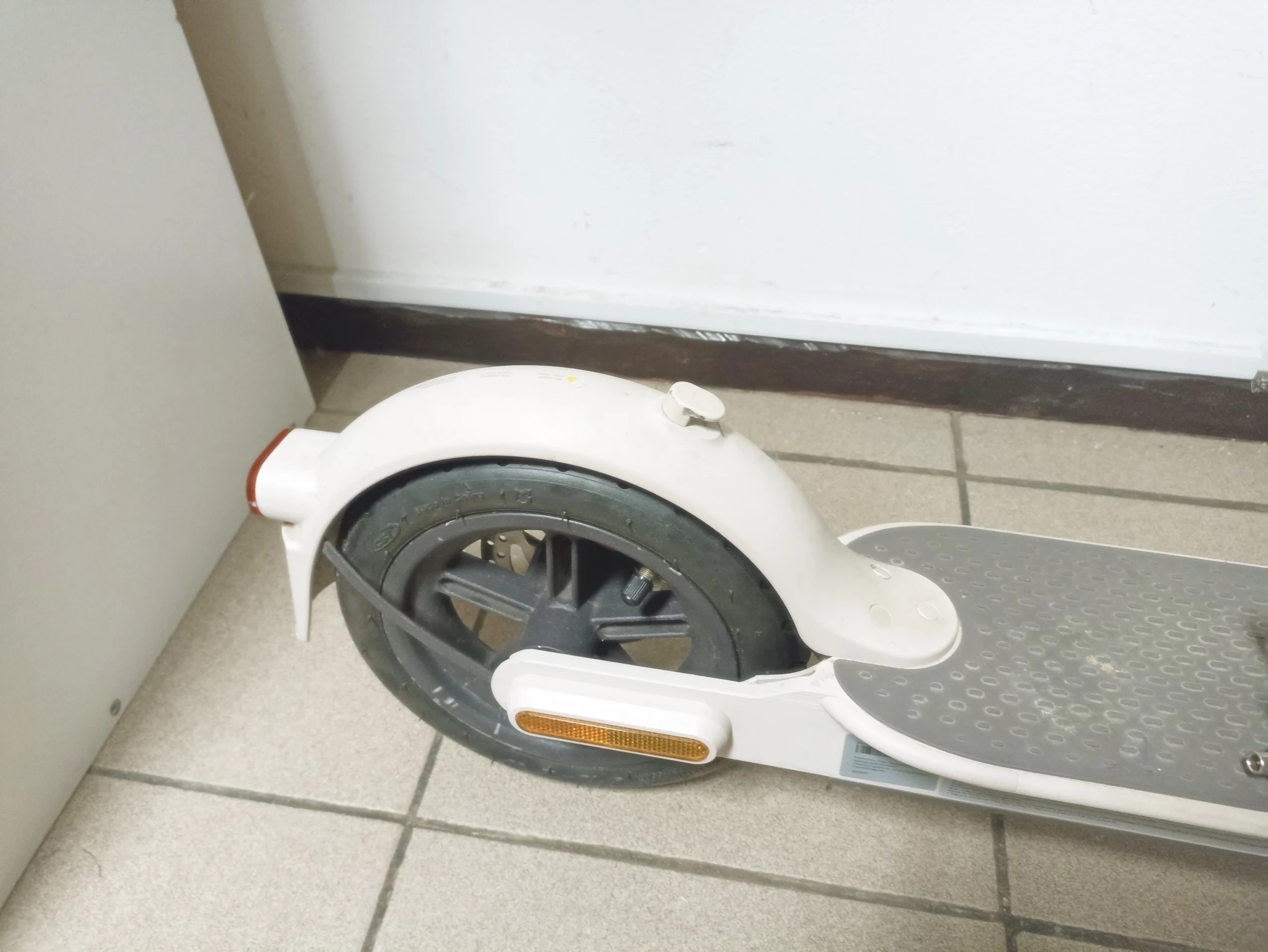 hulajnoga-xiaomi-mi-electric-scooter-3-model-mi-electric-scooter-3