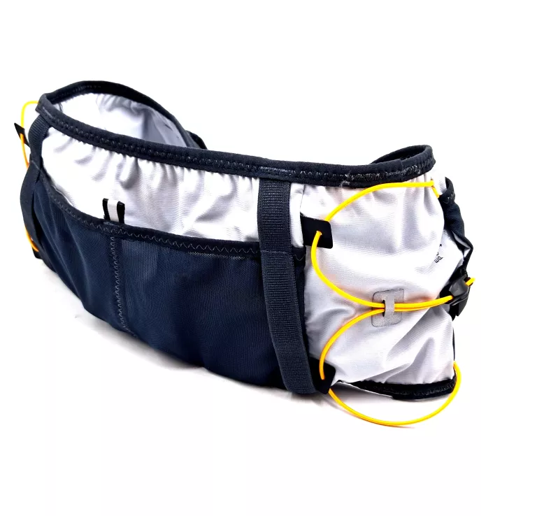 pas-do-biegania-w-terenie-kiprun-belt-900-ml-kolor-dominujacy-205826-225046