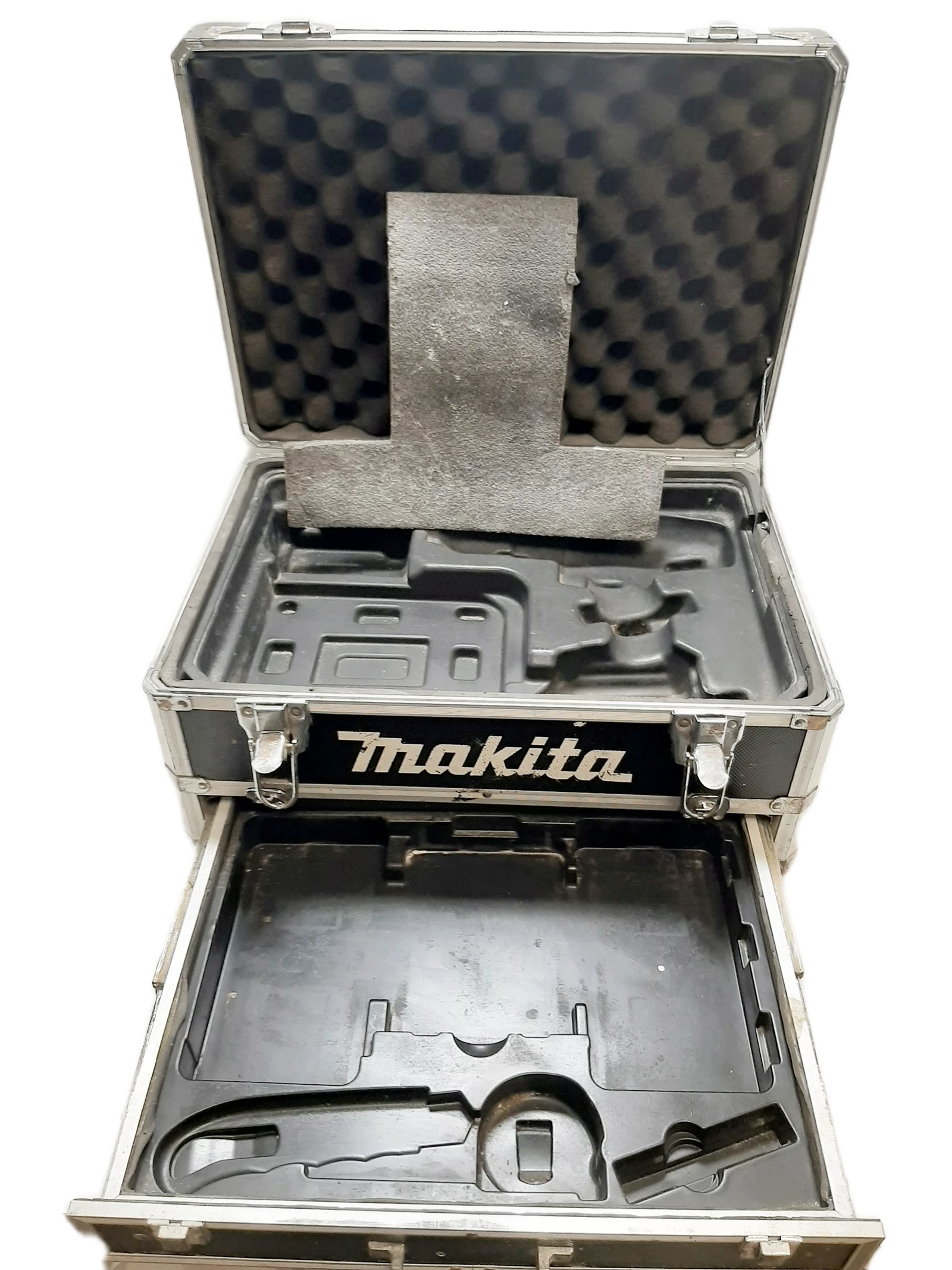 makita-823327-9-aluminiowa-obudowa-w-kolorze-czarnym-skrzynka-rodzaj-245017-513597