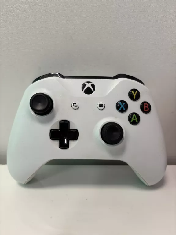 KONSOLA XBOX ONE S (1681) 1TB + 2 PADY + 2 GRY