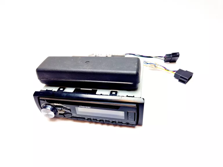 RADIO SAMOCHODOWE PIONEER DEH-4800BT