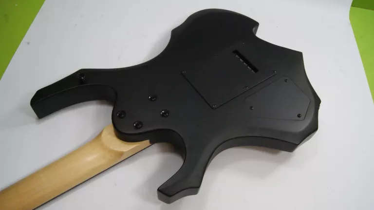 GITARA ELEKTRYCZNA ZESTAW PYLE PMGTRKT101 DO NAUKI/ Z WZMACNIACZEM