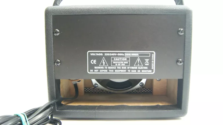 GITARA ELEKTRYCZNA ZESTAW PYLE PMGTRKT101 DO NAUKI/ Z WZMACNIACZEM