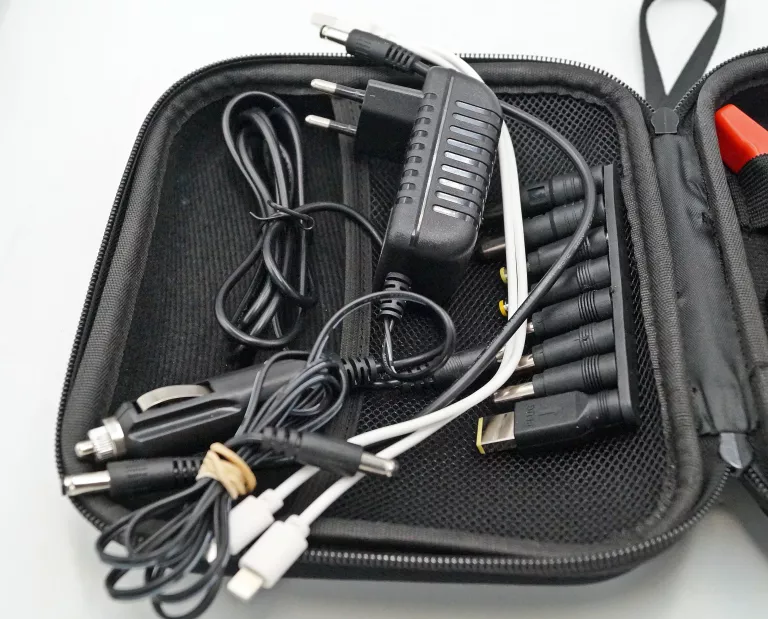 YATO URZĄDZENIE ROZRUCHOWE STARTER POWERBANK 12000