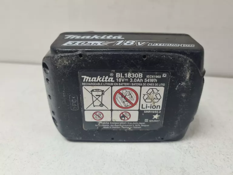 MAKITA AKUMULATOR BL1830B I ŁADOWARKA DC18SD