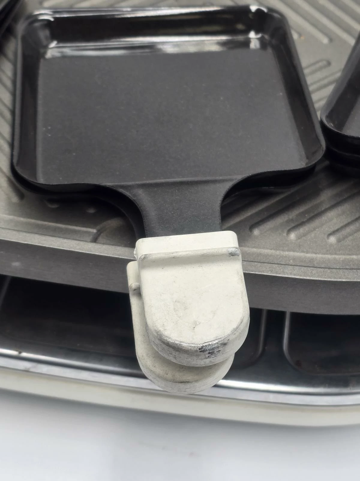 grill-raclet-petra-electric-rc-820-akcesoria-250529001-kod-producenta-5054061475647