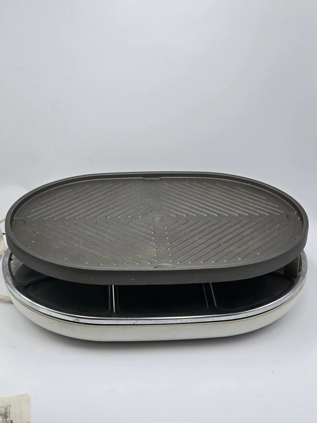 grill-raclet-petra-electric-rc-820-akcesoria-250529001-moc-140000