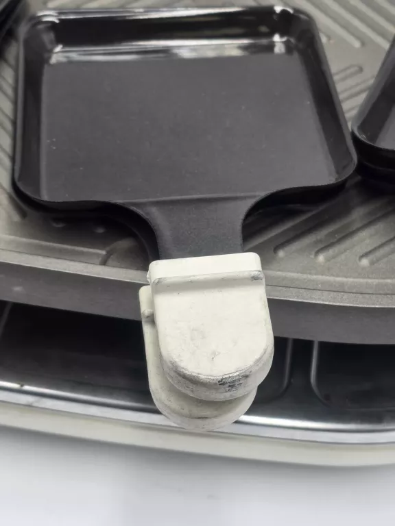 grill-raclet-petra-electric-rc-820-akcesoria-250529001-kod-producenta-5054061475647