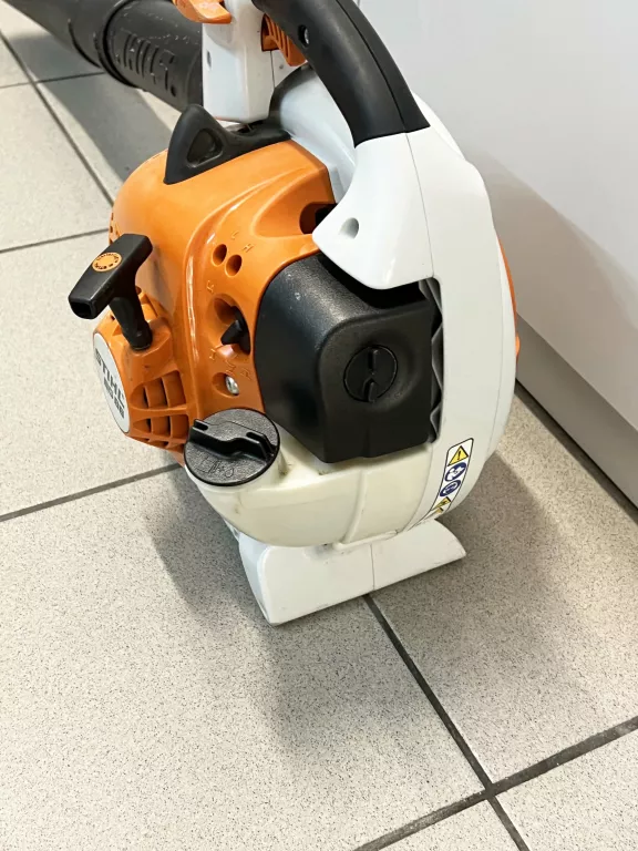DMUCHAWA SPALINOWA STIHL BG 86
