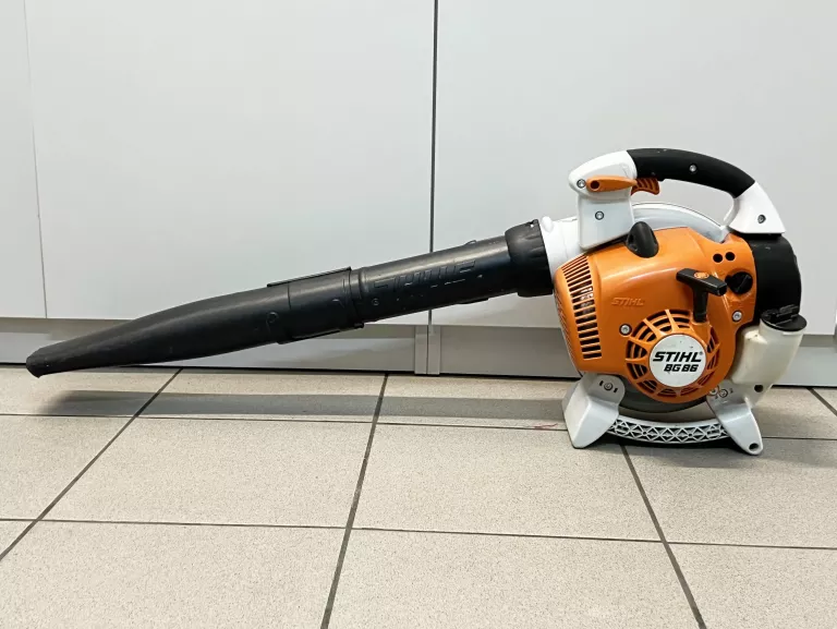 DMUCHAWA SPALINOWA STIHL BG 86