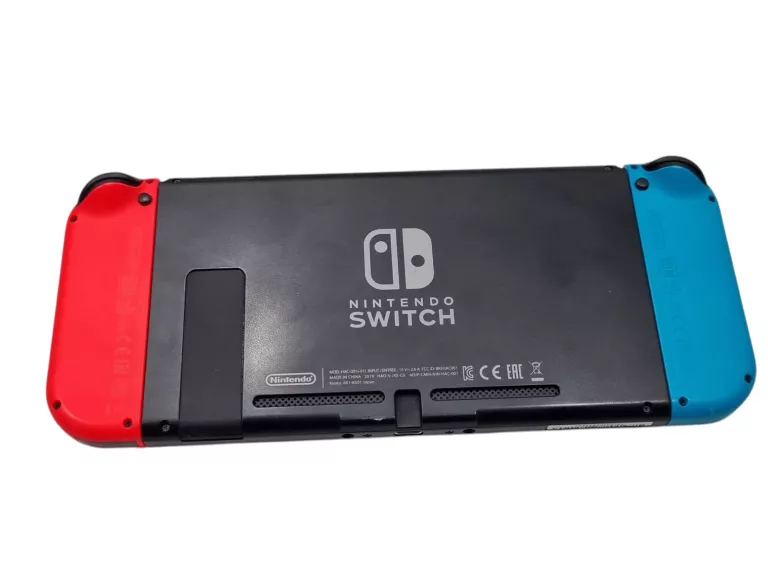KONSOLA NINTENDO SWITCH HAC - 001 PLUS GRA POKEMON SWORD