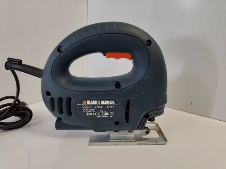 WYRZYNARKA BLACK & DECKER CD301 370W