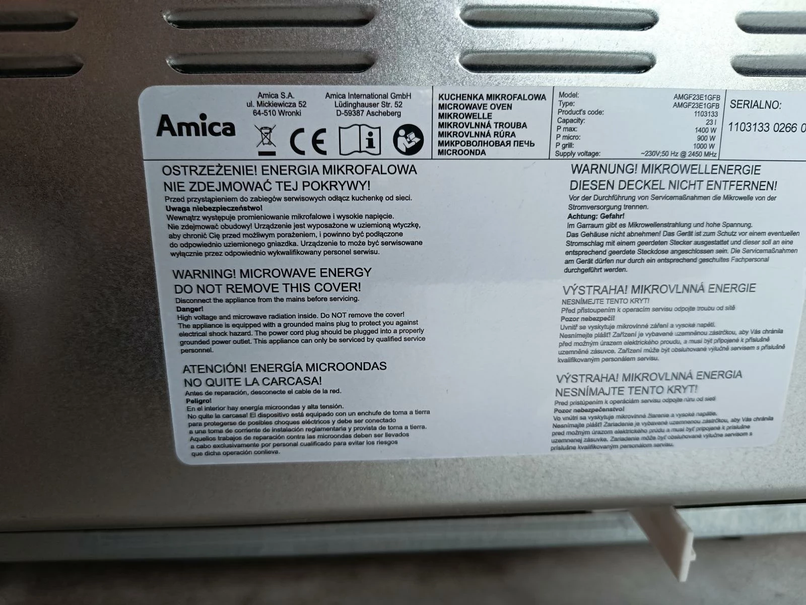 kuchenka-mikrofalowa-amica-amgf23e1gfb-23l-model-amgf23e1gfb