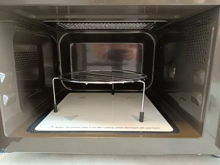 kuchenka-mikrofalowa-amica-amgf23e1gfb-23l-pojemnosc-23000