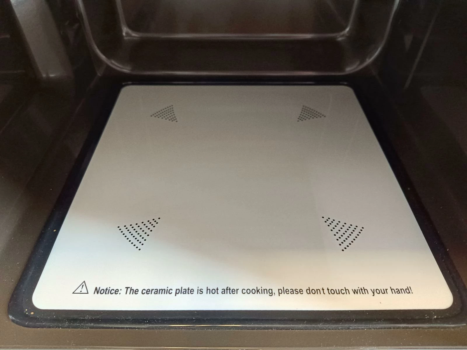 kuchenka-mikrofalowa-amica-amgf23e1gfb-23l-moc-mikrofal-900