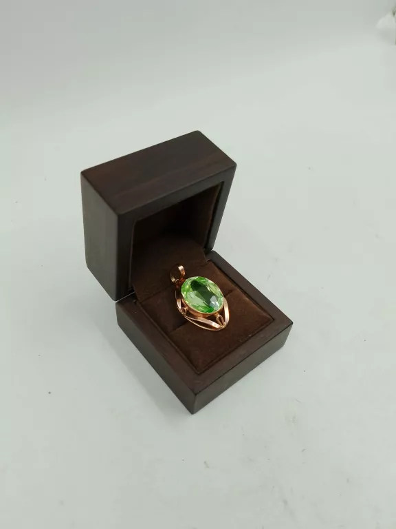ZŁOTA ZAWIESZKA Z DUŻYM KAMIENIEM 585/9,67G