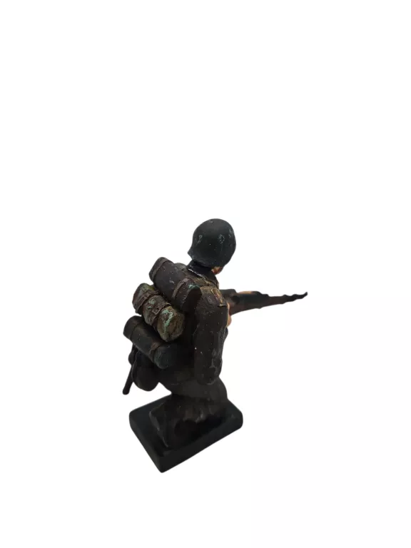 MODEL ŻOŁNIERZ NIEMCY FRONT WSCHODNI 1942