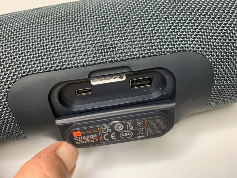 GŁOŚNIK JBL CHARGE ESSENTIAL 2