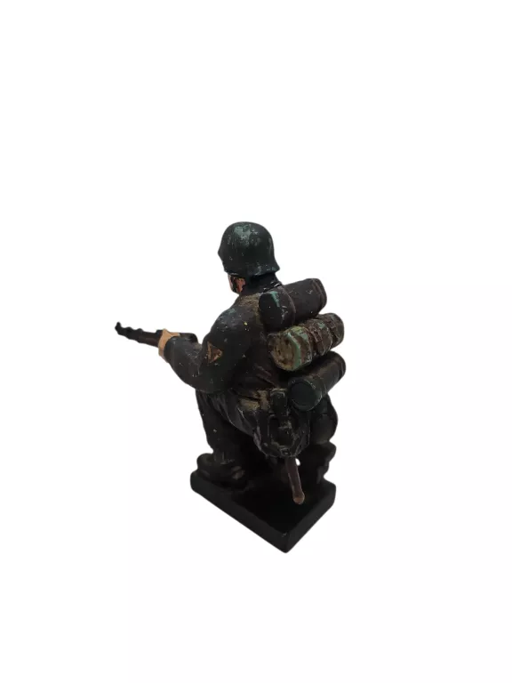 MODEL ŻOŁNIERZ NIEMCY FRONT WSCHODNI 1942