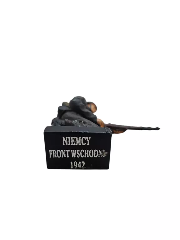 MODEL ŻOŁNIERZ NIEMCY FRONT WSCHODNI 1942