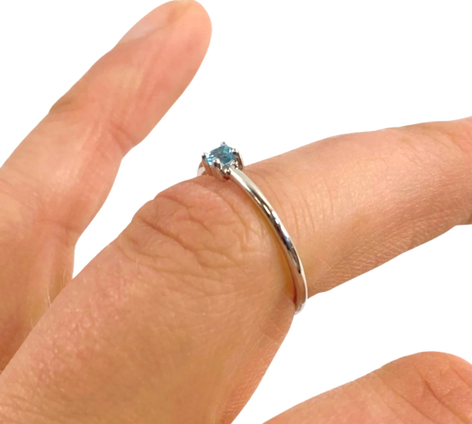 pierscionek-biale-zloto-9k-p375-106-g-r-12-wykonczenie-15753-4