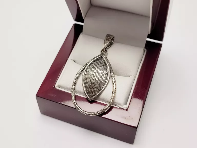 SREBRNA ZAWIESZKA 5,49G PR.925