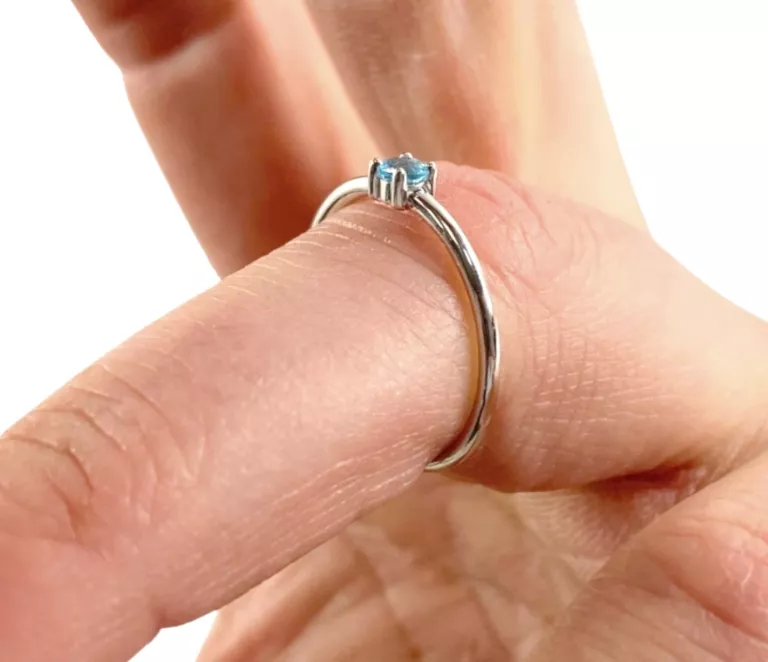 pierscionek-biale-zloto-9k-p375-106-g-r-12-armii-krajowej-22-sulechow-fitum