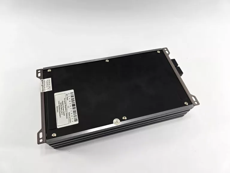GLADEN RC 70C4, WZMACNIACZ 4-KANAŁOWY 105W RMS