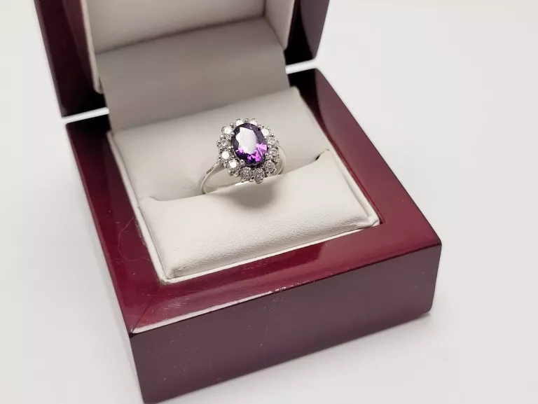 PIĘKNY SREBRNY PIERŚCIONEK 3,24G PR.925 ROZ.10