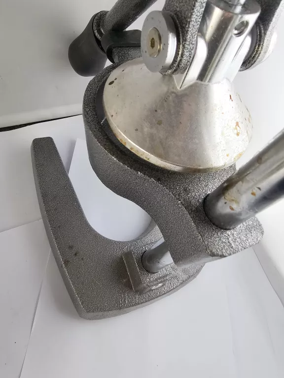 wyciskarka-do-cytrusow-ernesto-moc-000