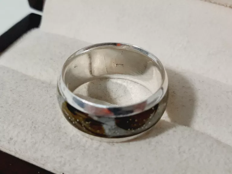 SREBRNY PIERŚCIONEK 925 5.78 G. ROZM. 19