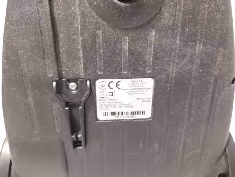 ODKURZACZ AMICA VM1021 770W + AKCESORIA /PUDEŁKO