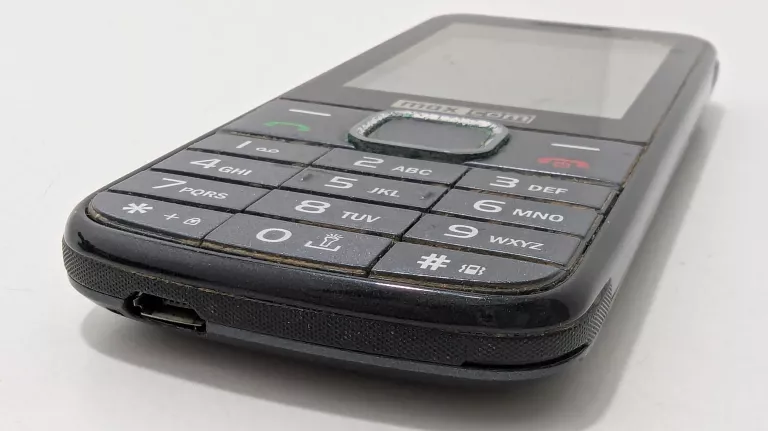 TELEFON MAXCOM MM141