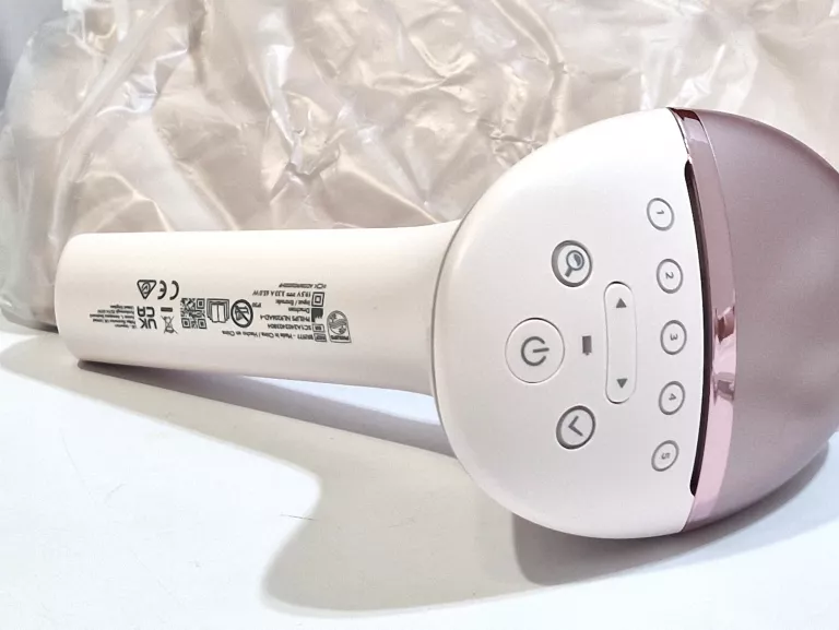 DEPILATOR IPL PHILIPS LUMEA 9900 SENSEIQ SMARTSKIN + 4 NASADKI BRI977/00