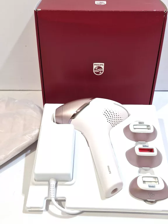 DEPILATOR IPL PHILIPS LUMEA 9900 SENSEIQ SMARTSKIN + 4 NASADKI BRI977/00