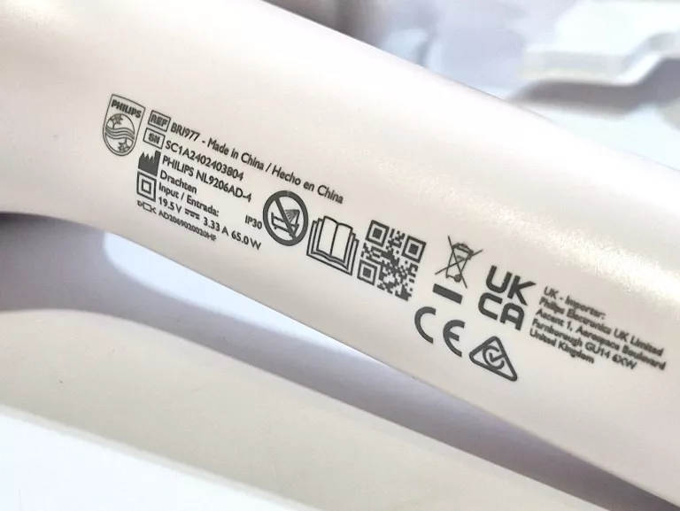 DEPILATOR IPL PHILIPS LUMEA 9900 SENSEIQ SMARTSKIN + 4 NASADKI BRI977/00