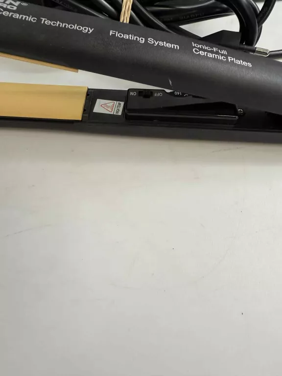 PROSTOWNICA DO WŁOSÓW SANSHIN PRO FLATIRON