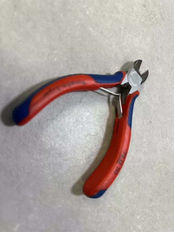 KNIPEX 70 15 110 OBCINAKI BOCZNE, SZCZYPCE TNĄCE