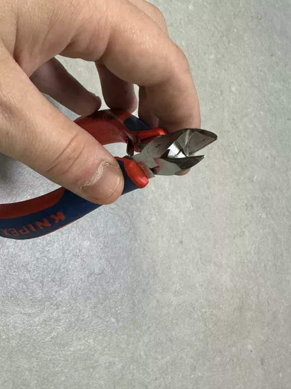 KNIPEX 70 15 110 OBCINAKI BOCZNE, SZCZYPCE TNĄCE