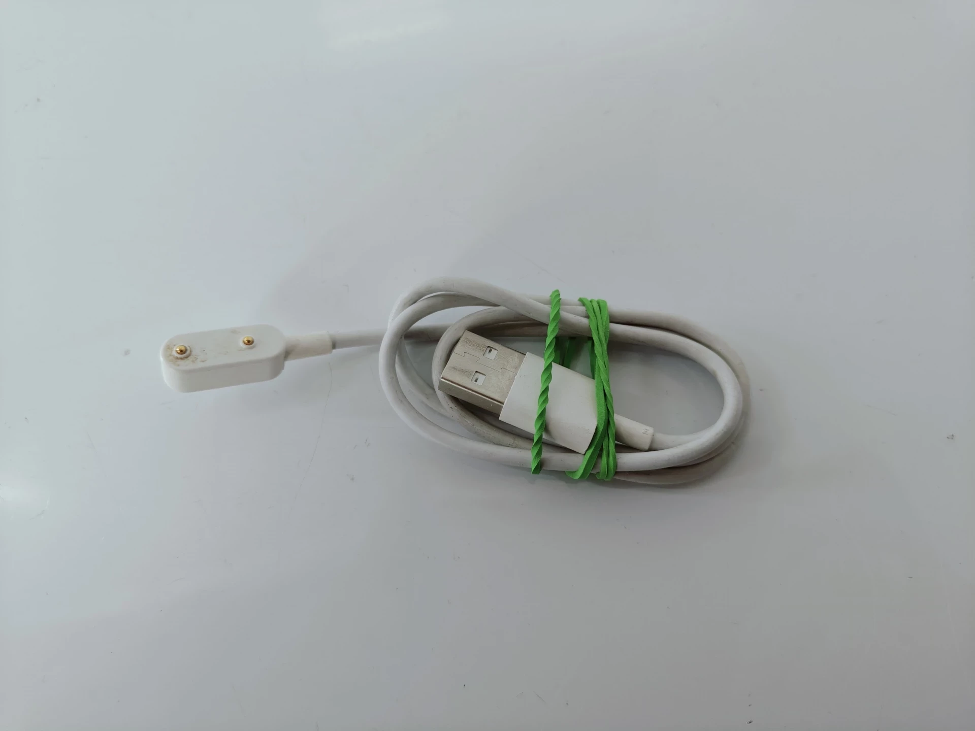 zegarek-huawei-band-9-grubosc-koperty-899