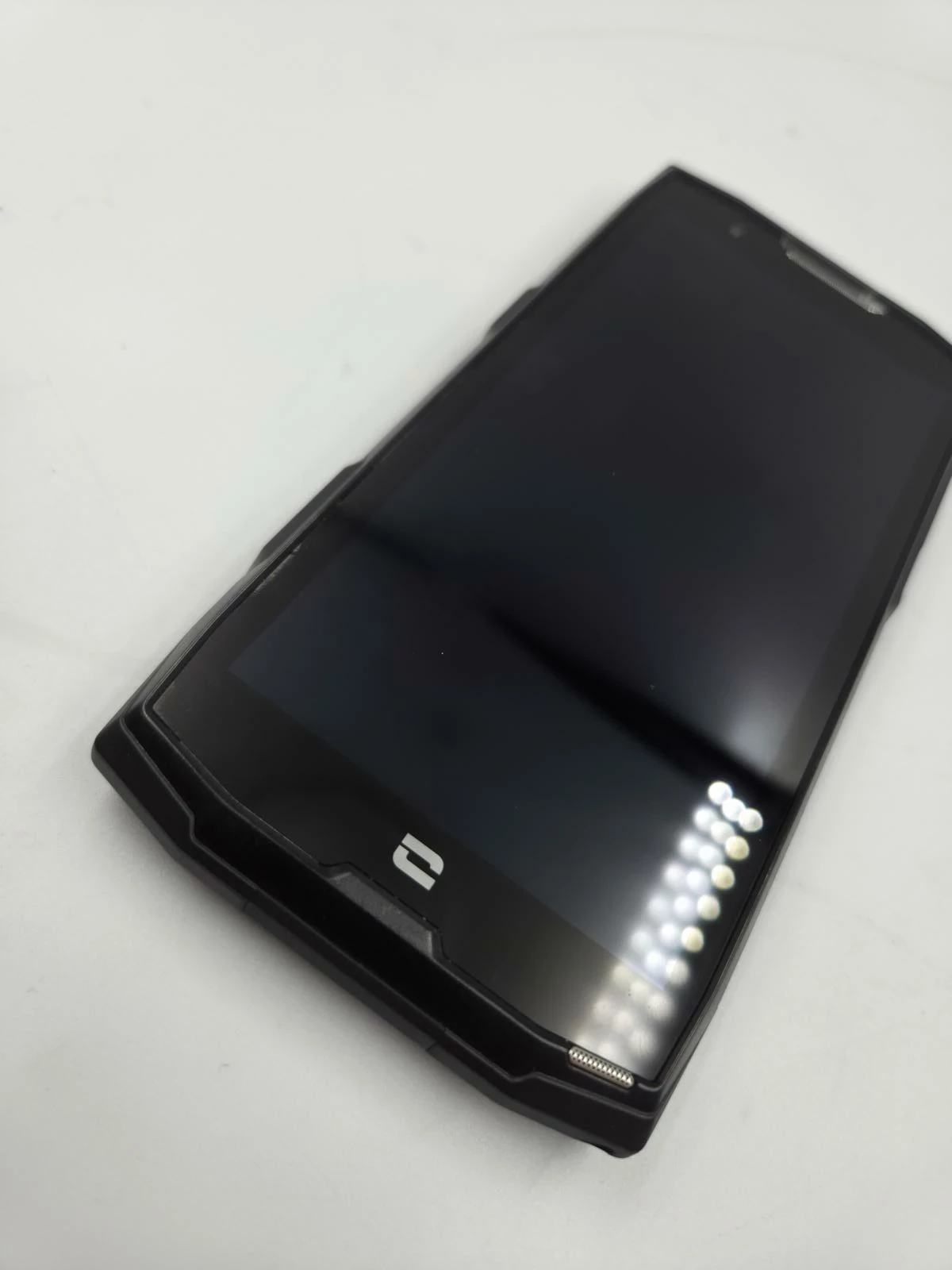 telefon-smartfon-crosscall-action-x5-stan-11323-2